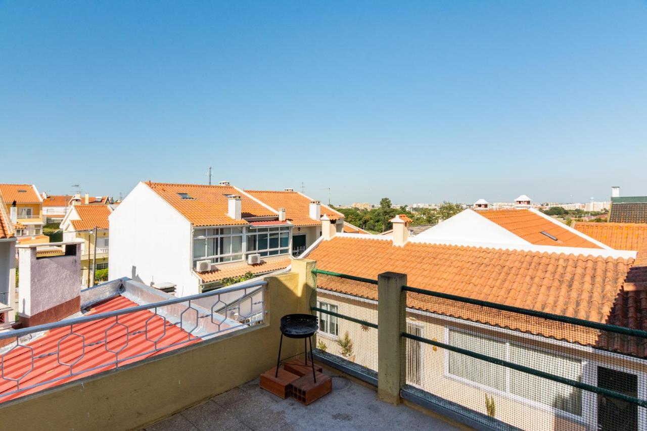 Lisbon South Bay Rooms Amora Bagian luar foto
